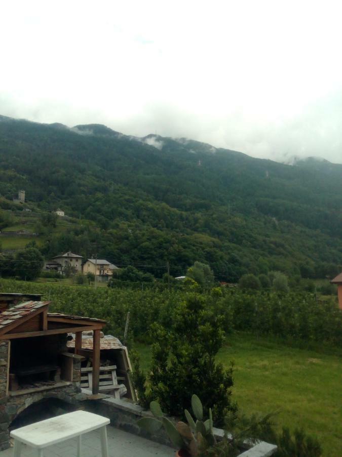Hotel Free Hugs à Mazzo di Valtellina Extérieur photo